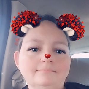 Meet your Posher, Debra